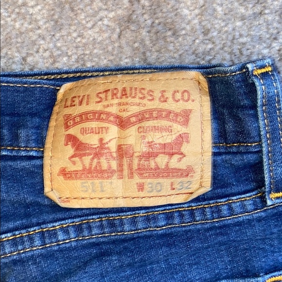 Levi’s Bundle - Picture 3 of 8